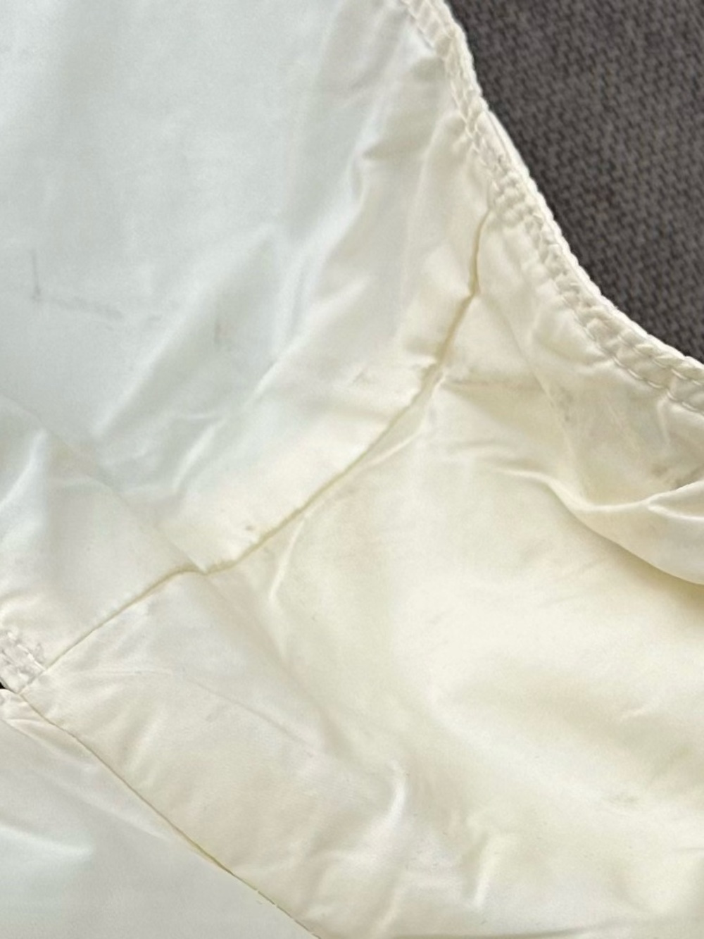 Burberry Ivory/Butter Hooded Lightweight Anorak Jacket - Picture 10 of 16